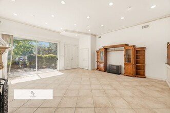 523 Fairview Ave in Arcadia, CA - Building Photo - Building Photo