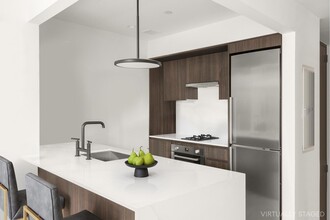 111 Varick St, Unit 9 D in New York, NY - Building Photo - Building Photo