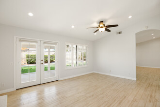 7027 Mission Grove Pkwy N in Riverside, CA - Building Photo - Building Photo