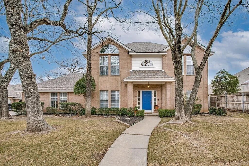 918 Rush Creek Rd in Keller, TX - Building Photo