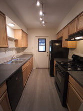 327 Briarwood Dr in New Braunfels, TX - Foto de edificio - Building Photo