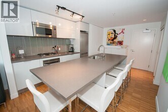 108 W Cordova St in Vancouver, BC - Building Photo - Building Photo