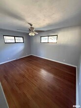 3250 S 1st St in Southern View, IL - Building Photo - Building Photo