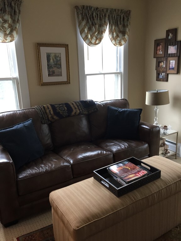 16 Covell Ave, Unit 1 in Saratoga Springs, NY - Foto de edificio - Building Photo