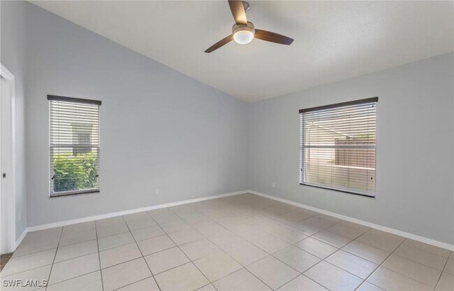 property at 1749 Royal Cir