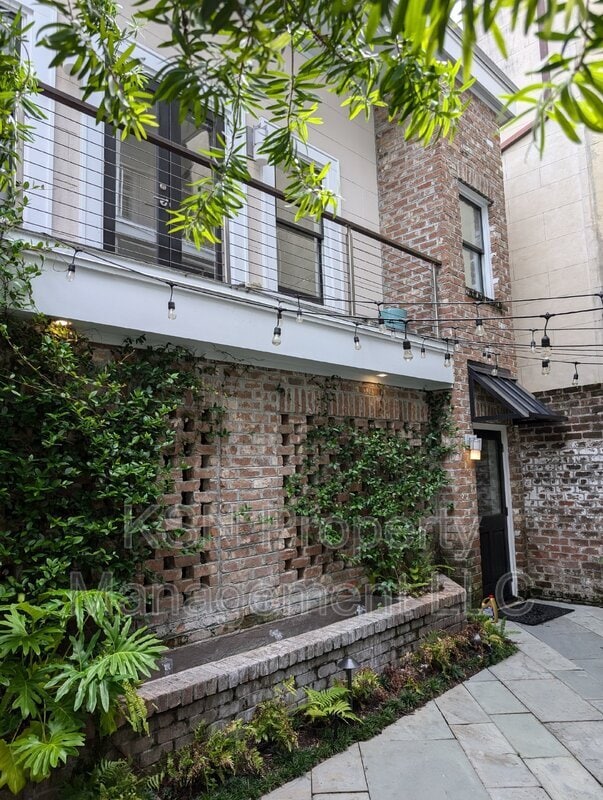 property at 112 W Gaston St