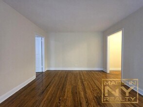 51-01 39th Ave in Queens, NY - Building Photo - Building Photo