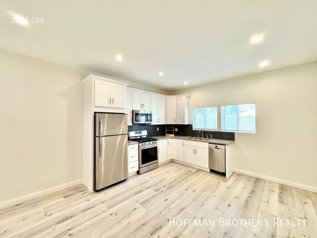 420 S Citrus Ave in Los Angeles, CA - Building Photo - Building Photo