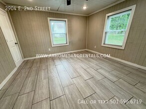 2904 E 2nd St in North Little Rock, AR - Building Photo - Building Photo