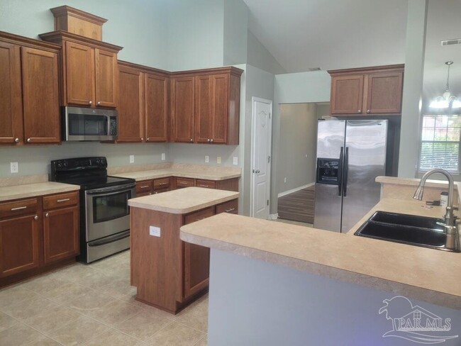 property at 5863 Chi Chi Cir