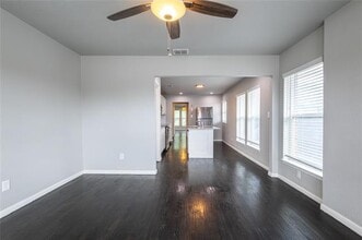 3009 Hemphill St in Fort Worth, TX - Building Photo - Building Photo