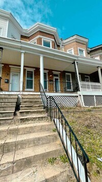 522 E 38th St photo'