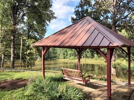 1684 Rockford Creek Rd in Clarkesville, GA - Building Photo