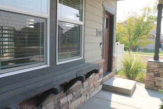 7990 S Indigo Ridge Ave in Boise, ID - Building Photo - Building Photo