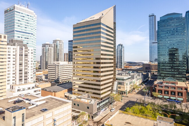 Peak Residences in Edmonton, AB - Building Photo - Building Photo