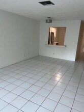 13696 Vía Flora, Unit G in Delray Beach, FL - Building Photo - Building Photo