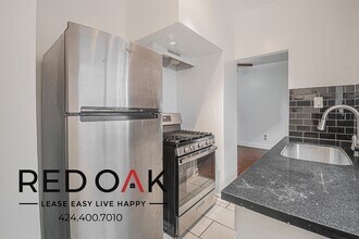 250 Loma Dr in Los Angeles, CA - Building Photo - Building Photo