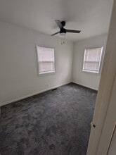 2107 Elim Ave in Zion, IL - Building Photo - Building Photo