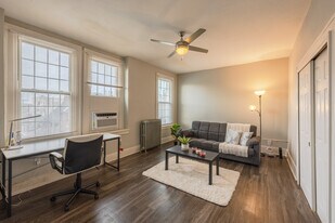 Devenir District- 439 Selden in Detroit, MI - Building Photo