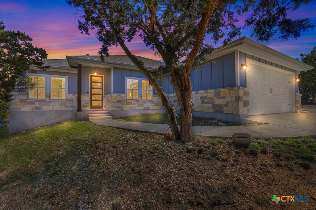 315 Hilltop Ridge in New Braunfels, TX - Building Photo