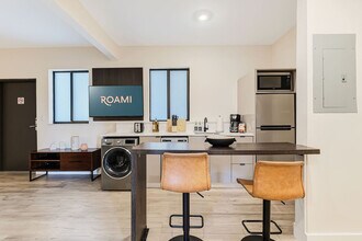 3031 NE 4th Ave in Miami, FL - Building Photo - Building Photo