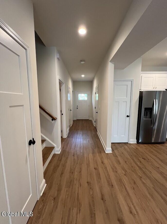 123 Eastline Rd in Ballston Lake, NY - Building Photo - Building Photo