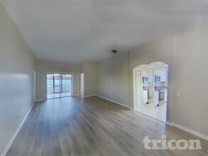 11813 Brenford Crest Dr in Riverview, FL - Building Photo - Building Photo