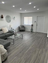 5932 SW 162nd Ct in Miami, FL - Building Photo