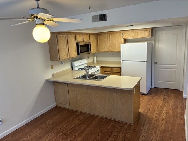 315 N Cottonwood St in Woodland, CA - Building Photo - Building Photo