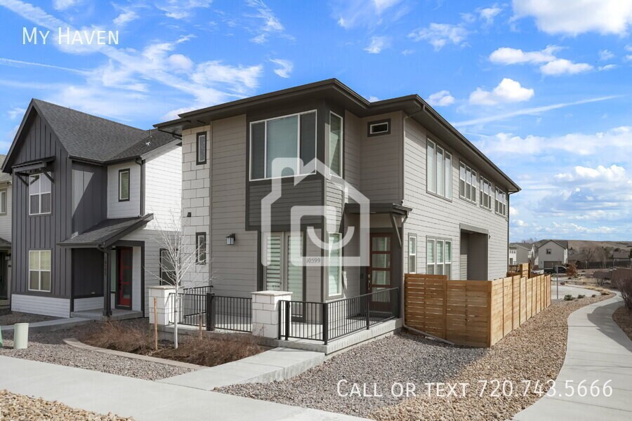 10599 Oncilla Ln in Littleton, CO - Building Photo