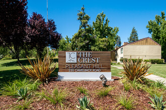 The Crest Pleasant Hill in Pleasant Hill, CA - Building Photo - Building Photo