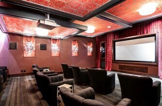 1700 Cedar Springs Rd in Dallas, TX - Building Photo - Building Photo