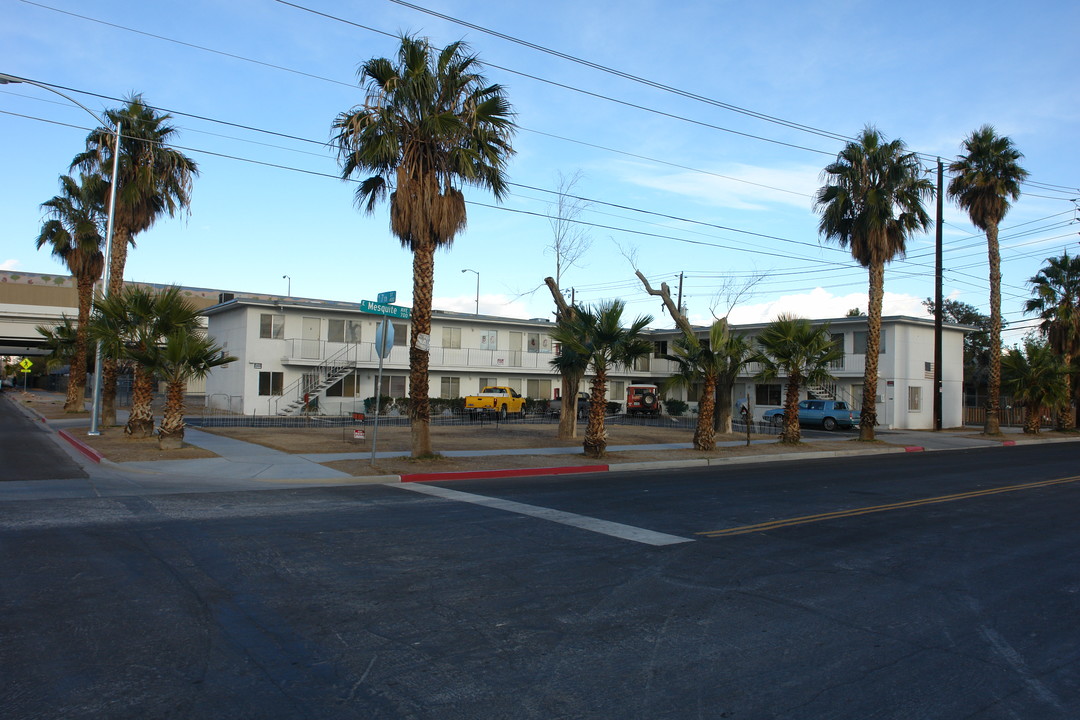 401 N 7th St in Las Vegas, NV - Building Photo