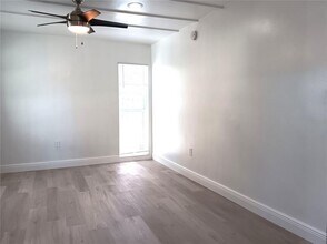 885 Beltrees St in Dunedin, FL - Building Photo - Building Photo