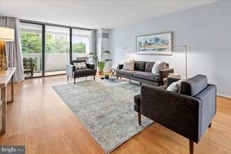 6101 Edsall Rd in Alexandria, VA - Building Photo - Building Photo