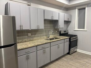 6344 S Vernon Ave, Unit Vernon 2 Bed in Chicago, IL - Building Photo - Building Photo