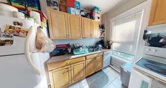 8 Chapman Pl, Unit 2A in Cambridge, MA - Building Photo