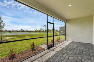 19075 Cabernet Ct in Venice, FL - Building Photo - Building Photo