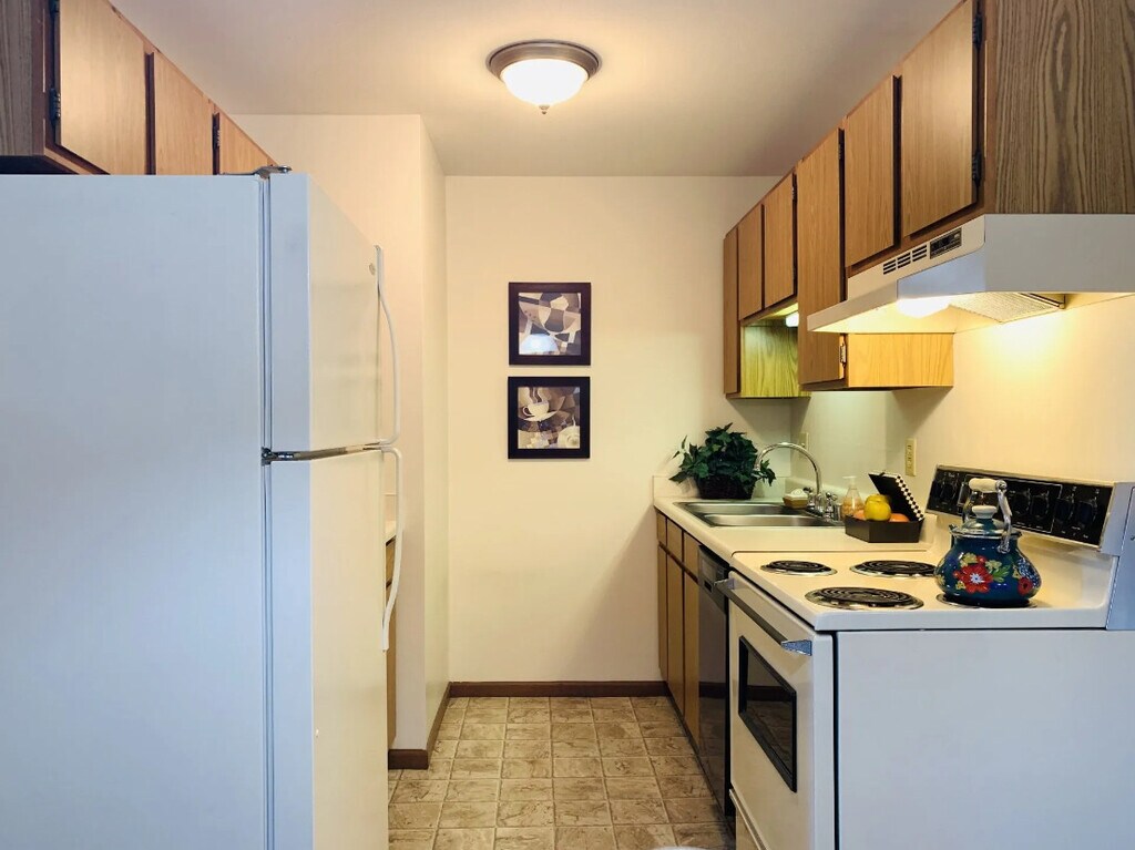 Prairie Apartments Salem, WI Apartments