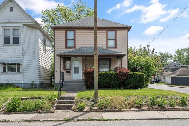 property at 1258 Phillips Ave