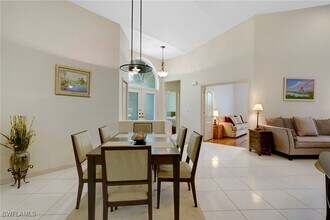 15206 Storrington Pl in Naples, FL - Building Photo - Building Photo
