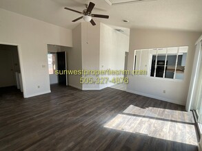 4611 Pacific St in Farmington, NM - Building Photo - Building Photo