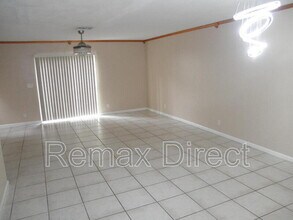 847 Summit Lake Dr in West Palm Beach, FL - Building Photo - Building Photo