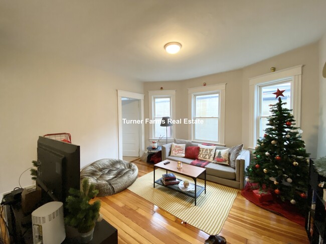 3 Sudan St, Unit 1