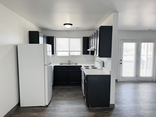 Cambridge Cove in Salt Lake City, UT - Building Photo - Building Photo