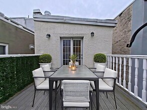 606 S 16th St in Philadelphia, PA - Building Photo - Building Photo