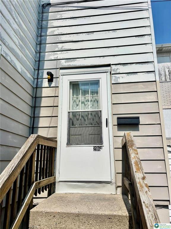 property at 206 W Main St