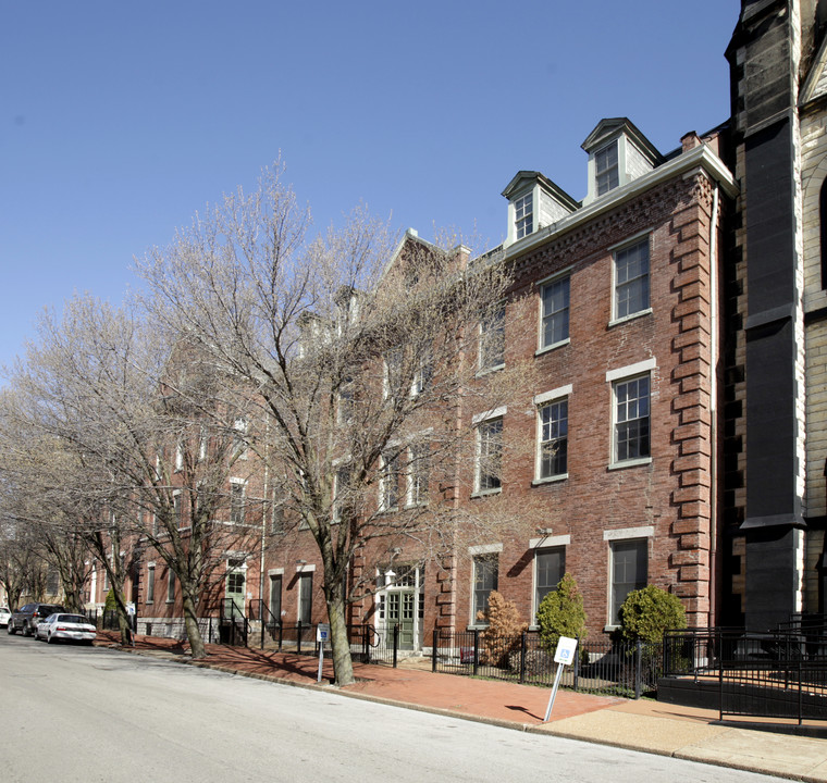 Soulard Loft Apartments in St. Louis, MO - Building Photo