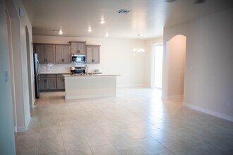 3007 San Jenaro Dr in Las Cruces, NM - Building Photo - Building Photo