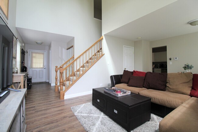 161 Sherwood Ct in Roselle, IL - Building Photo - Building Photo